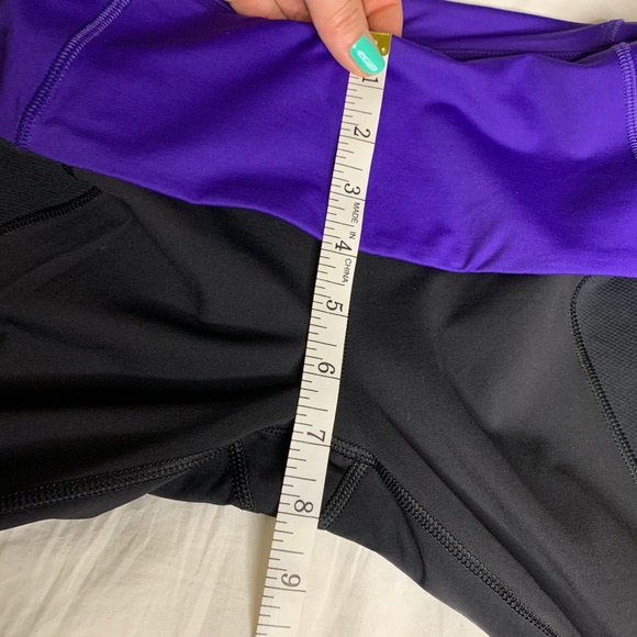 Lululemon Run Crop Size 4 Royal Purple/Black D15 - Picture 8 of 8
